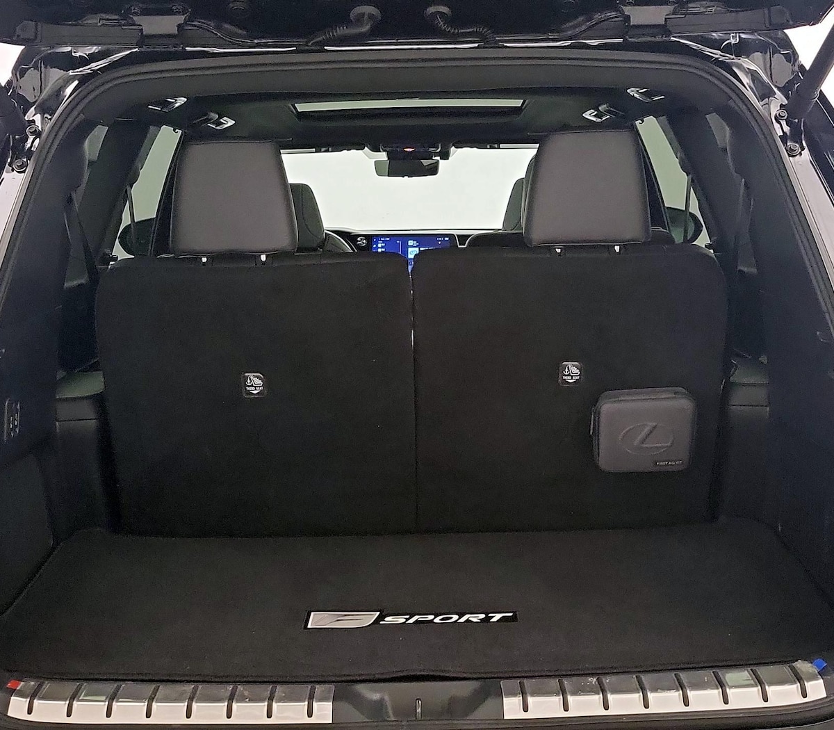 Trunk/Cargo (Seats Up)