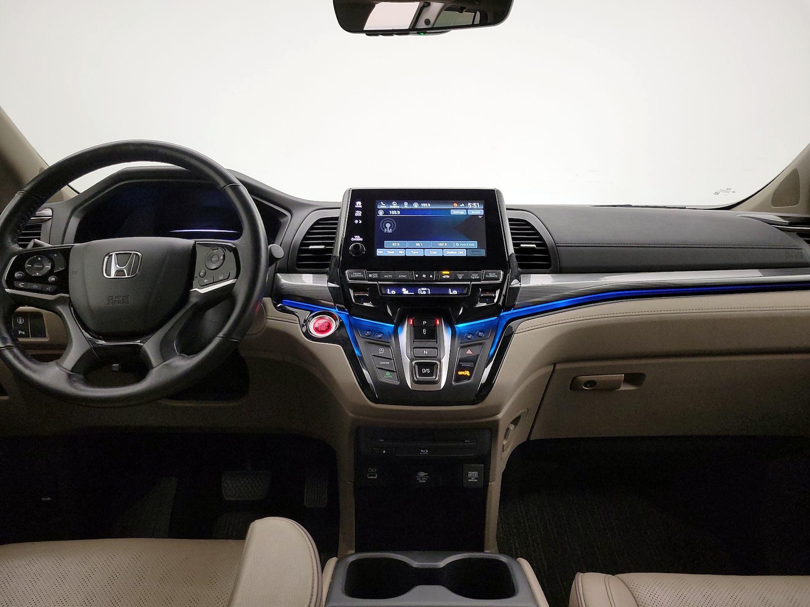 Apple CarPlay® & Android Auto™