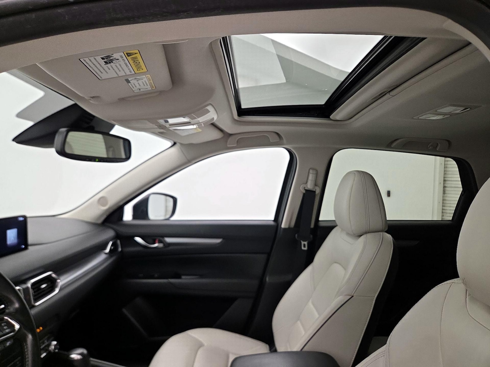 Sunroof(s) & Overhead Airbags