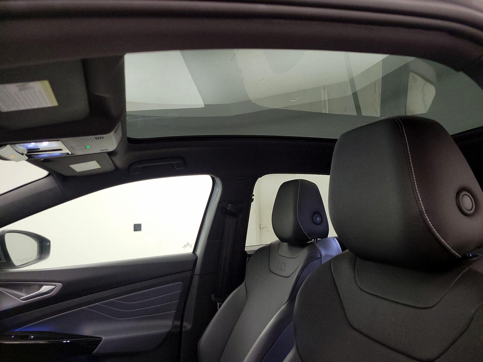 Skylight(s) & Overhead Airbags