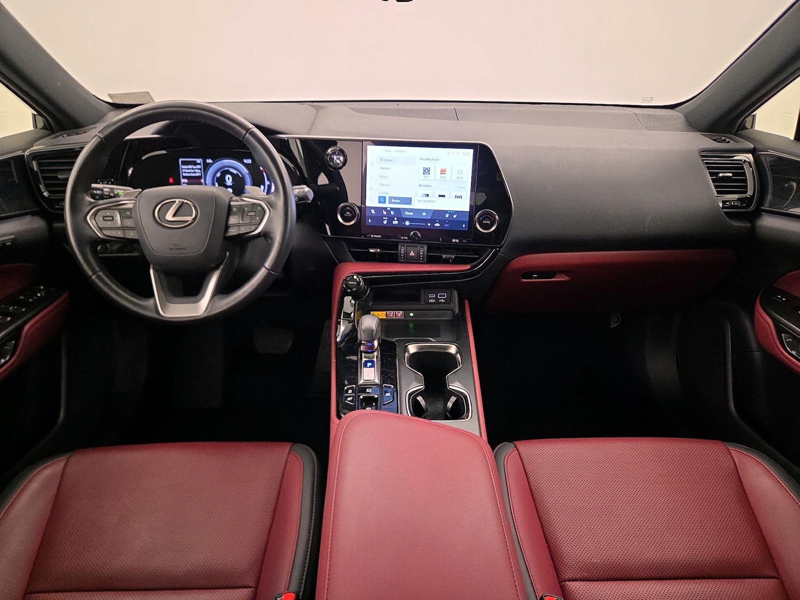 Apple CarPlay® & Android Auto™