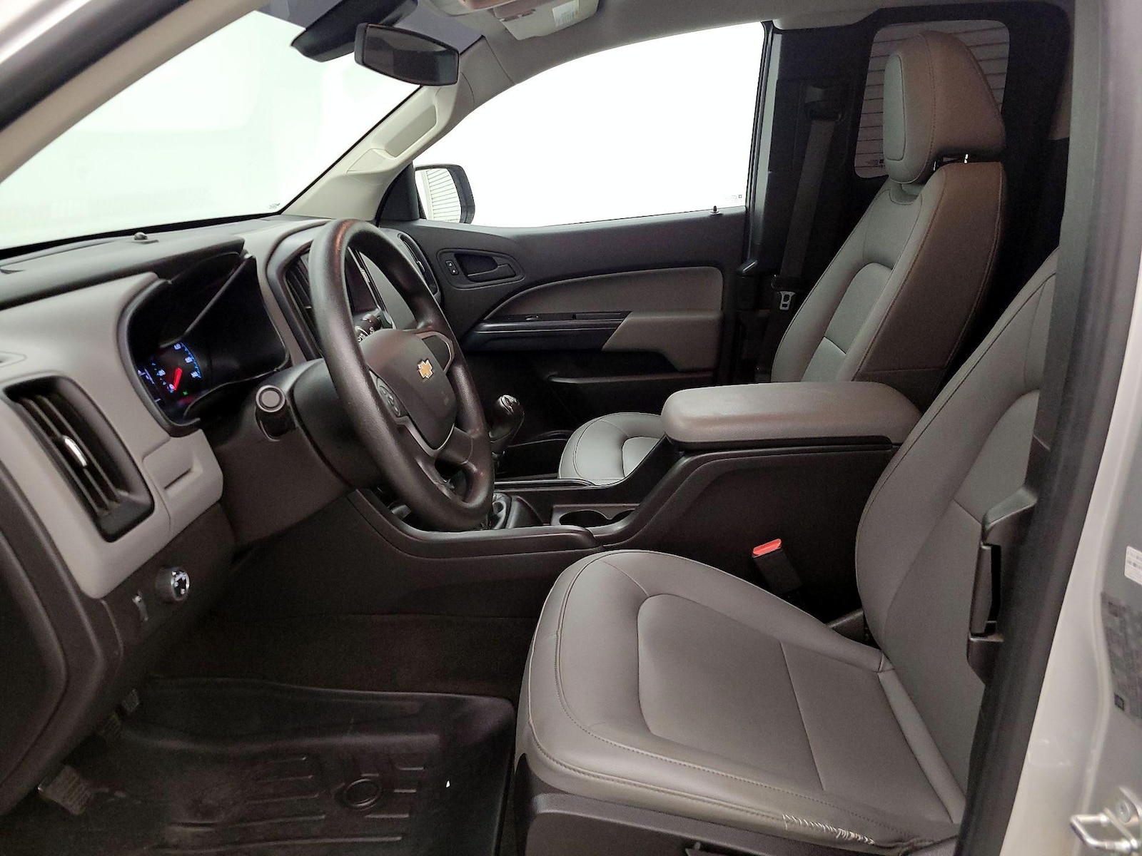 Power Seat(s) & Leather Seats