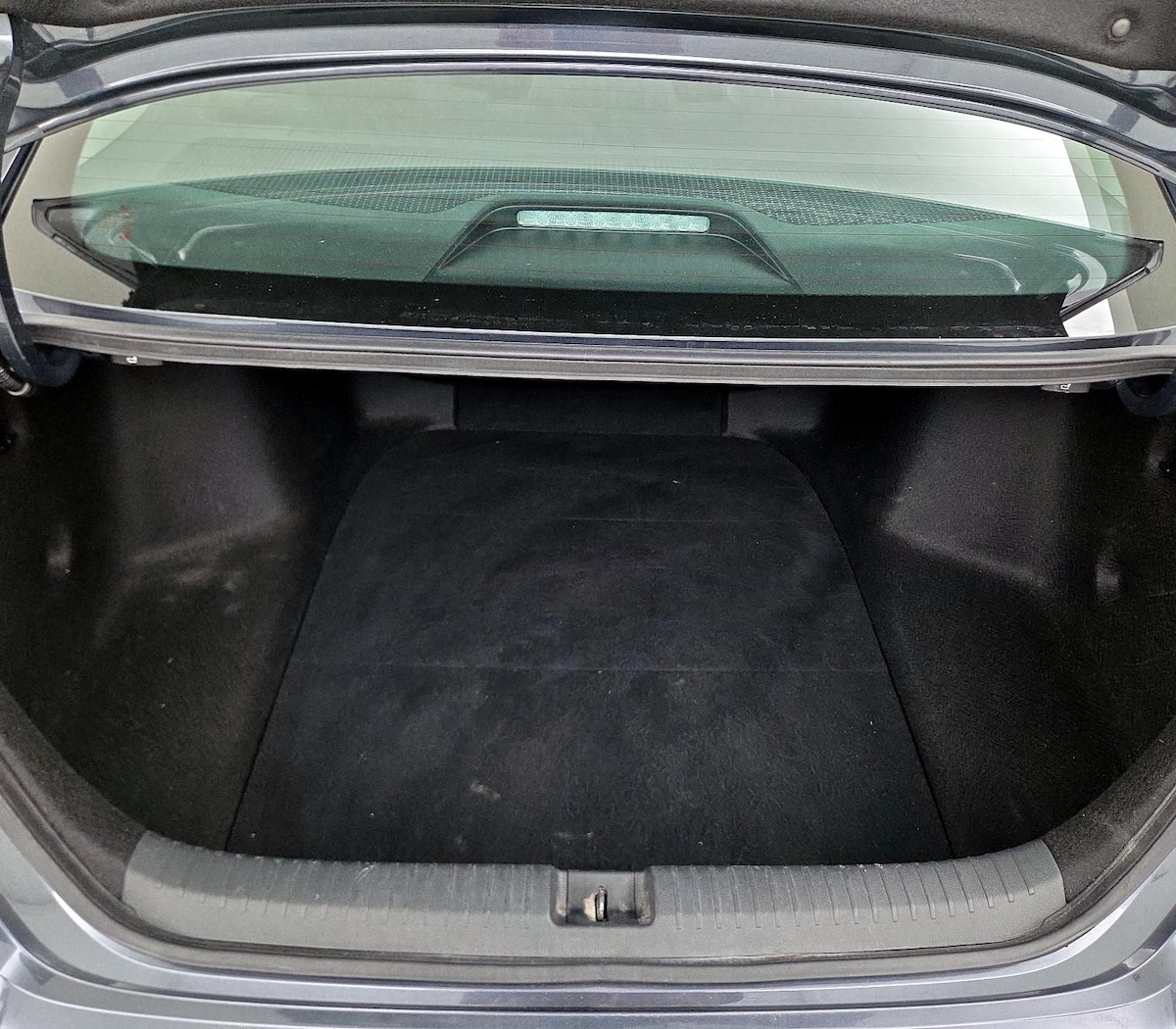 Trunk/Cargo (Seats Up)