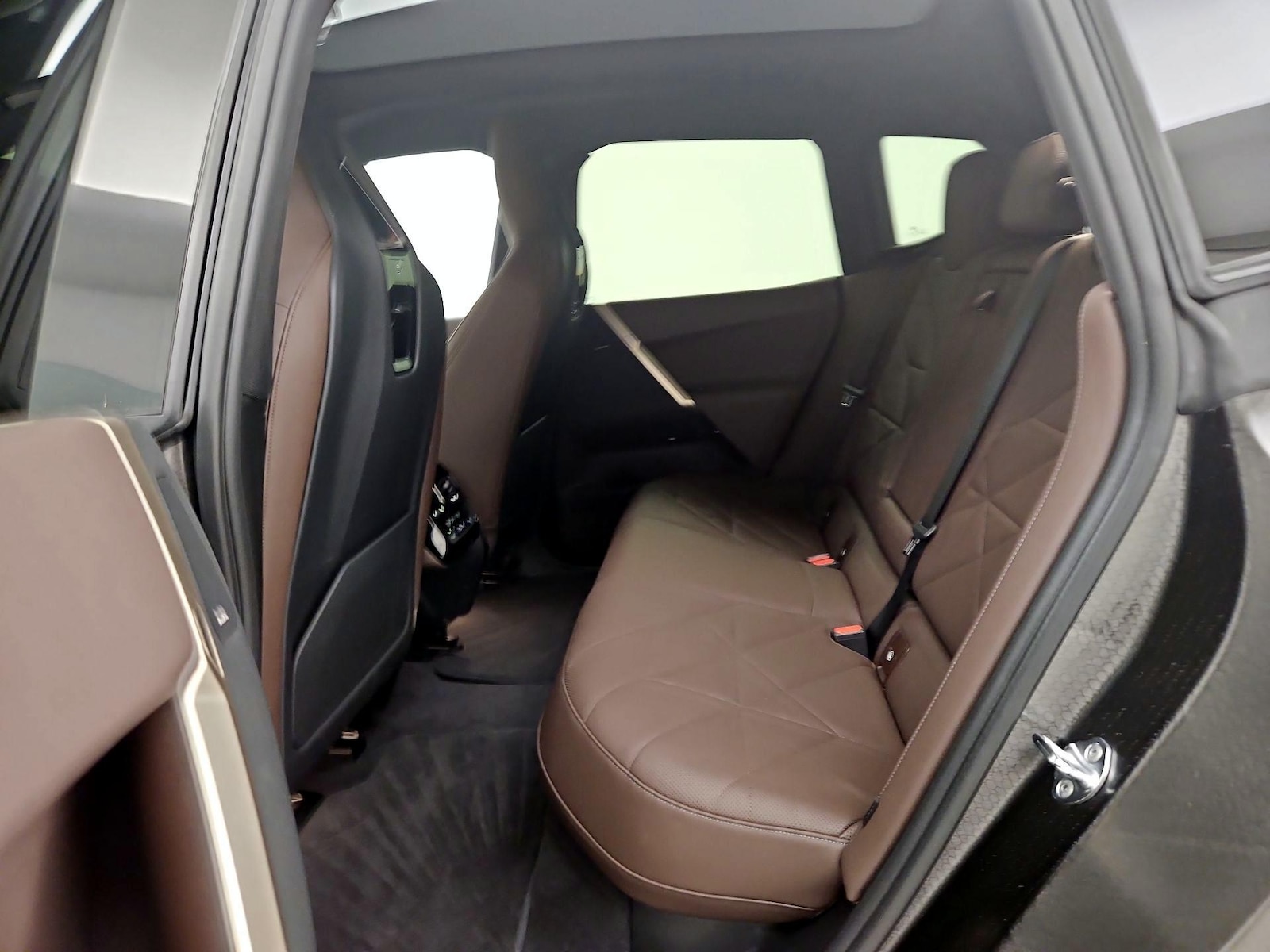 Rear Air Conditioning