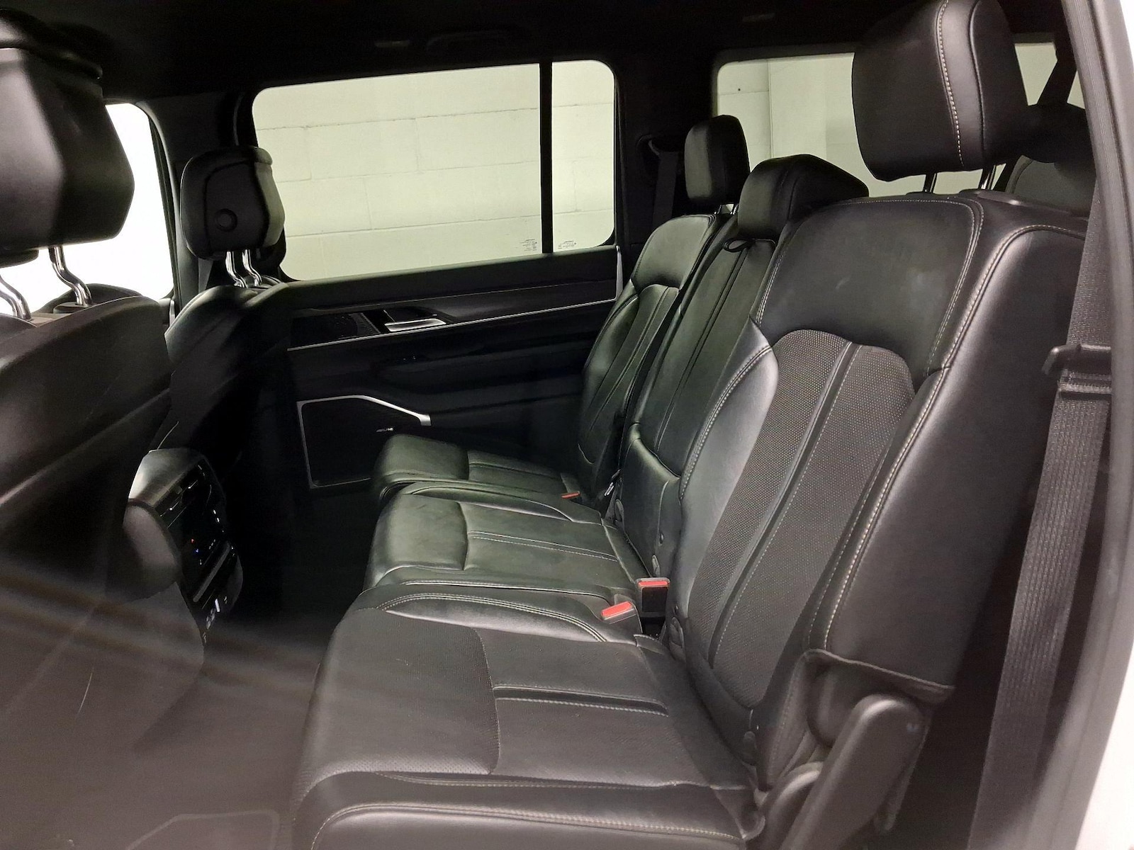 Rear Air Conditioning