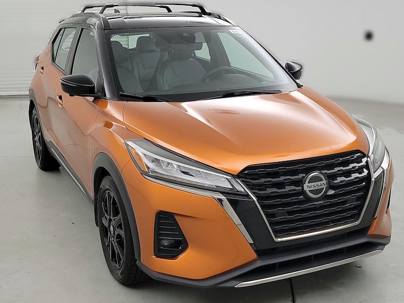2021 Nissan Kicks SR