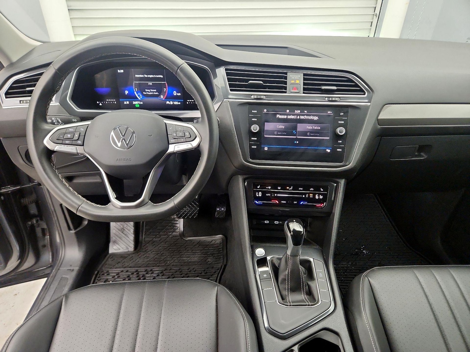Apple CarPlay® & Android Auto™