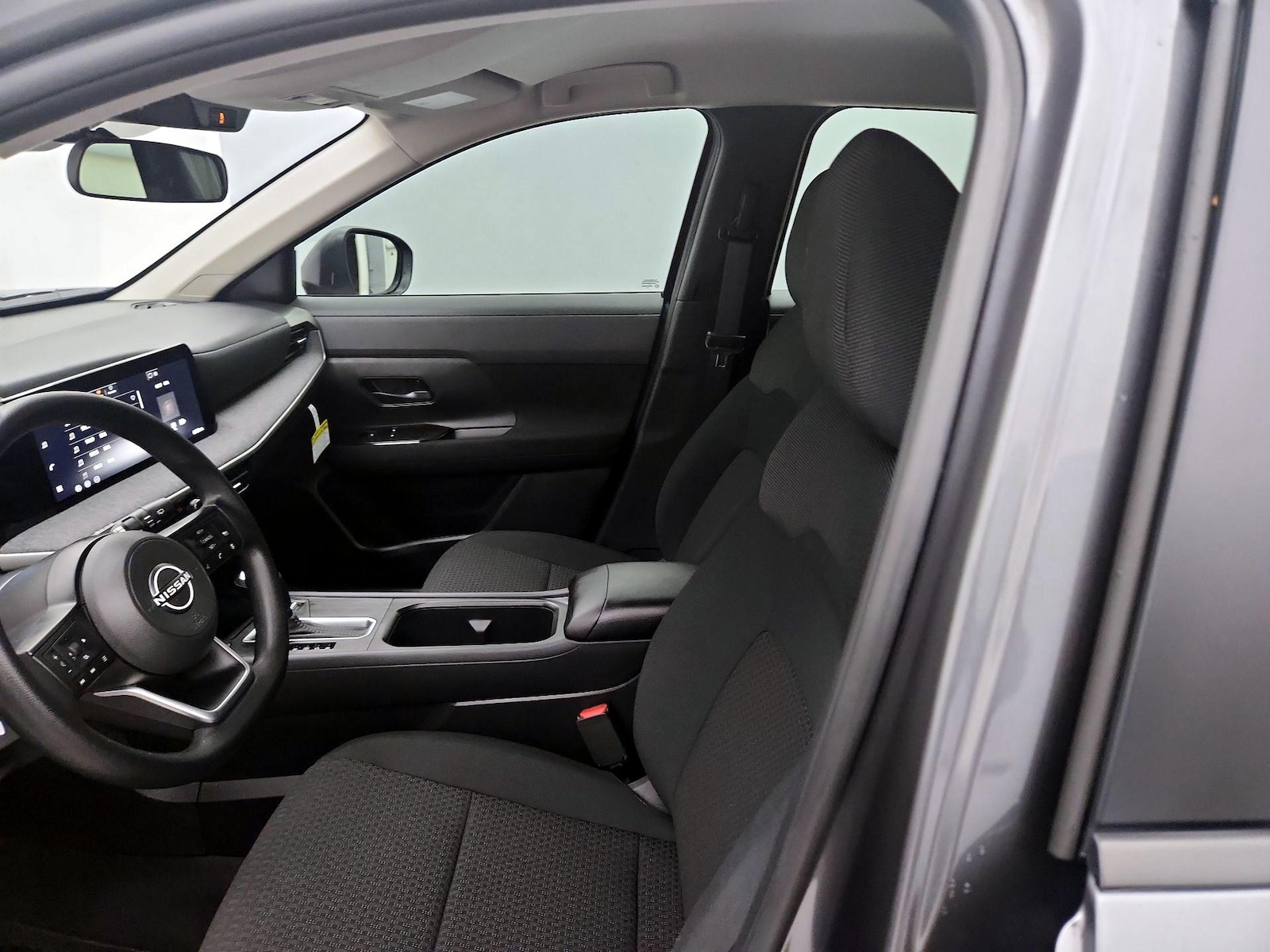 2026 Nissan KICKS S - Photo 12