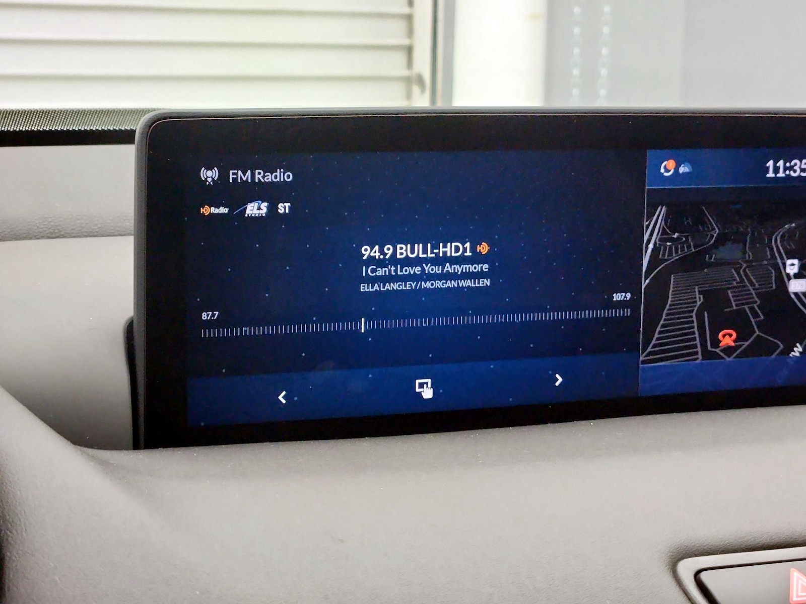 2023 Acura TLX Technology Package - Photo 17