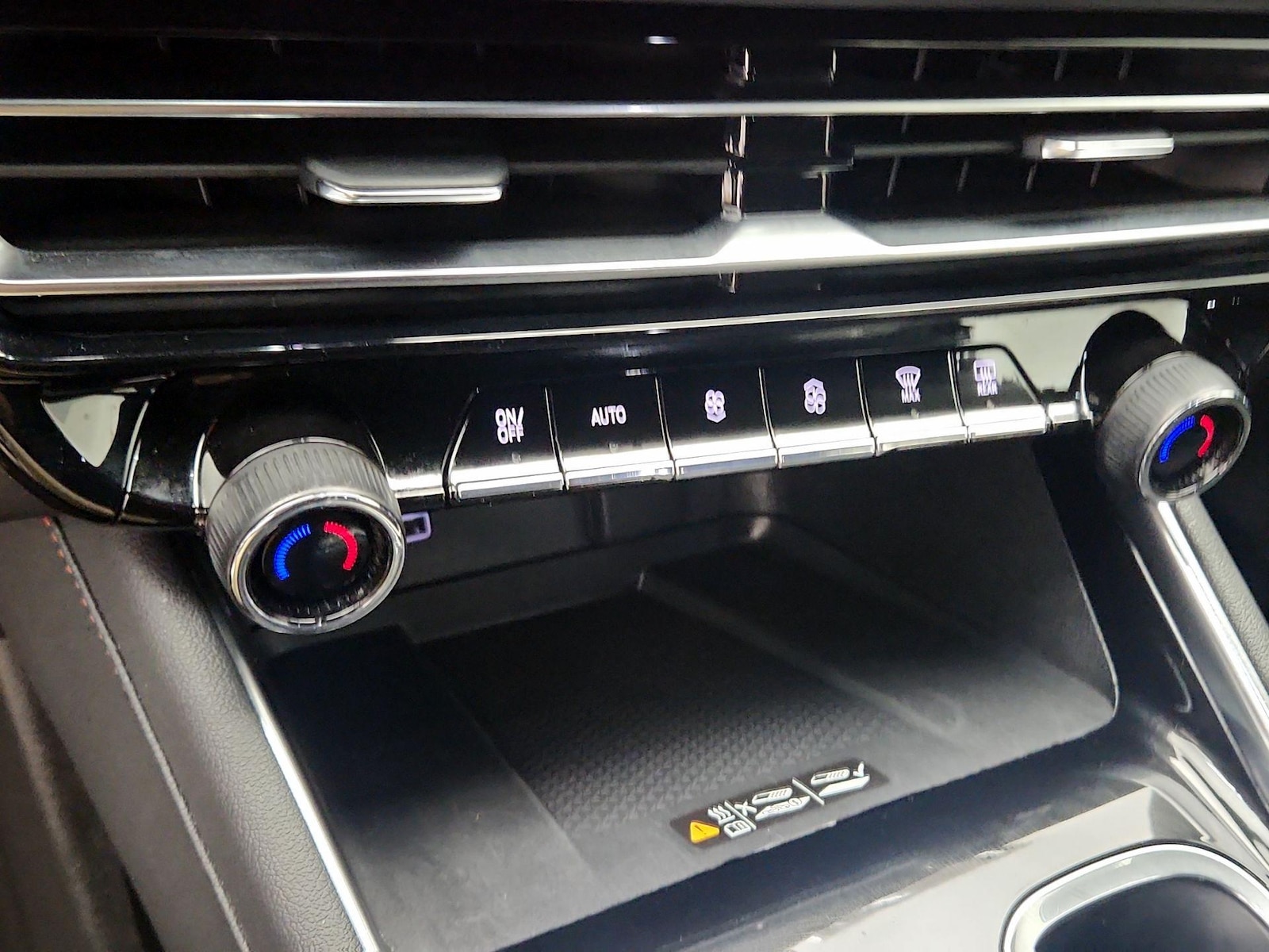 2024 Chevrolet Traverse Z71 - Photo 18