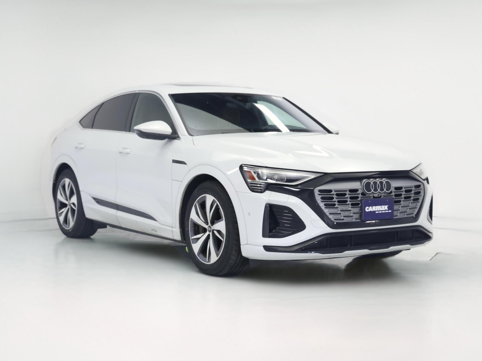 2024 Audi Q8 Sportback e-tron