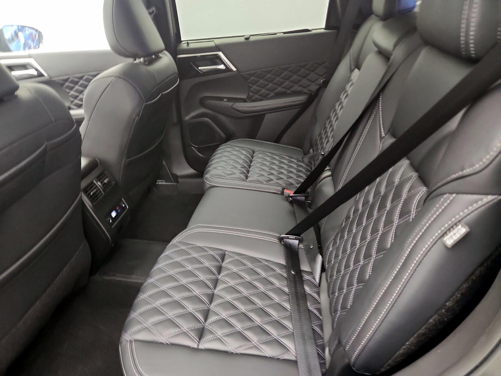 Rear Air Conditioning
