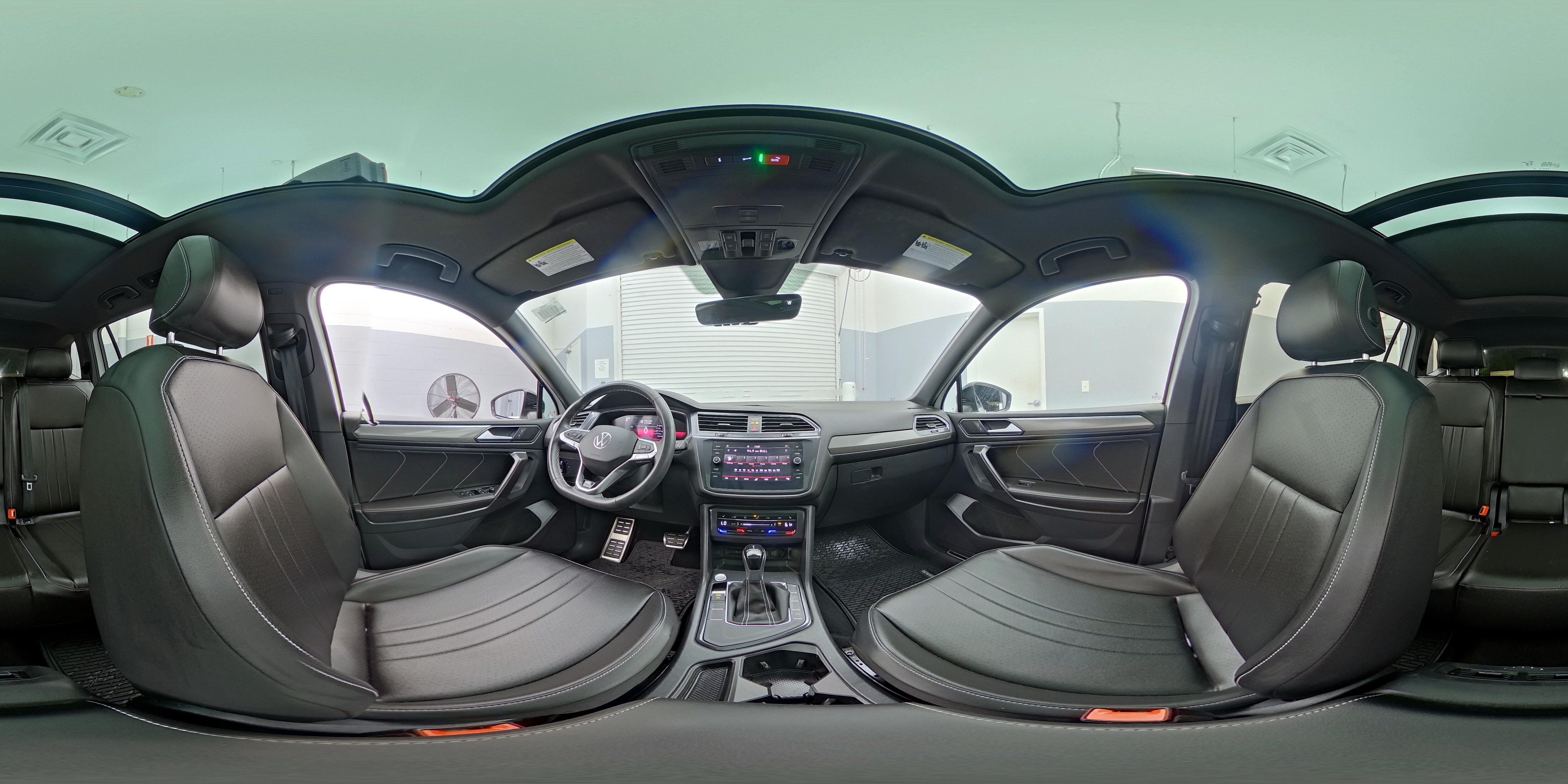 2023 Volkswagen Tiguan SE R-LINE BLACK - Photo 25
