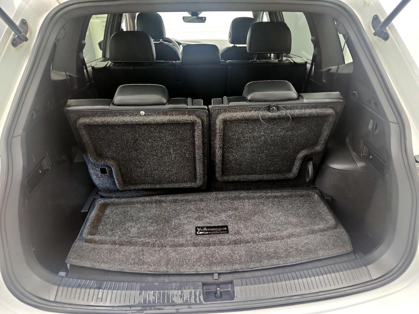 2023 Volkswagen Tiguan SE R-LINE BLACK - Photo 22