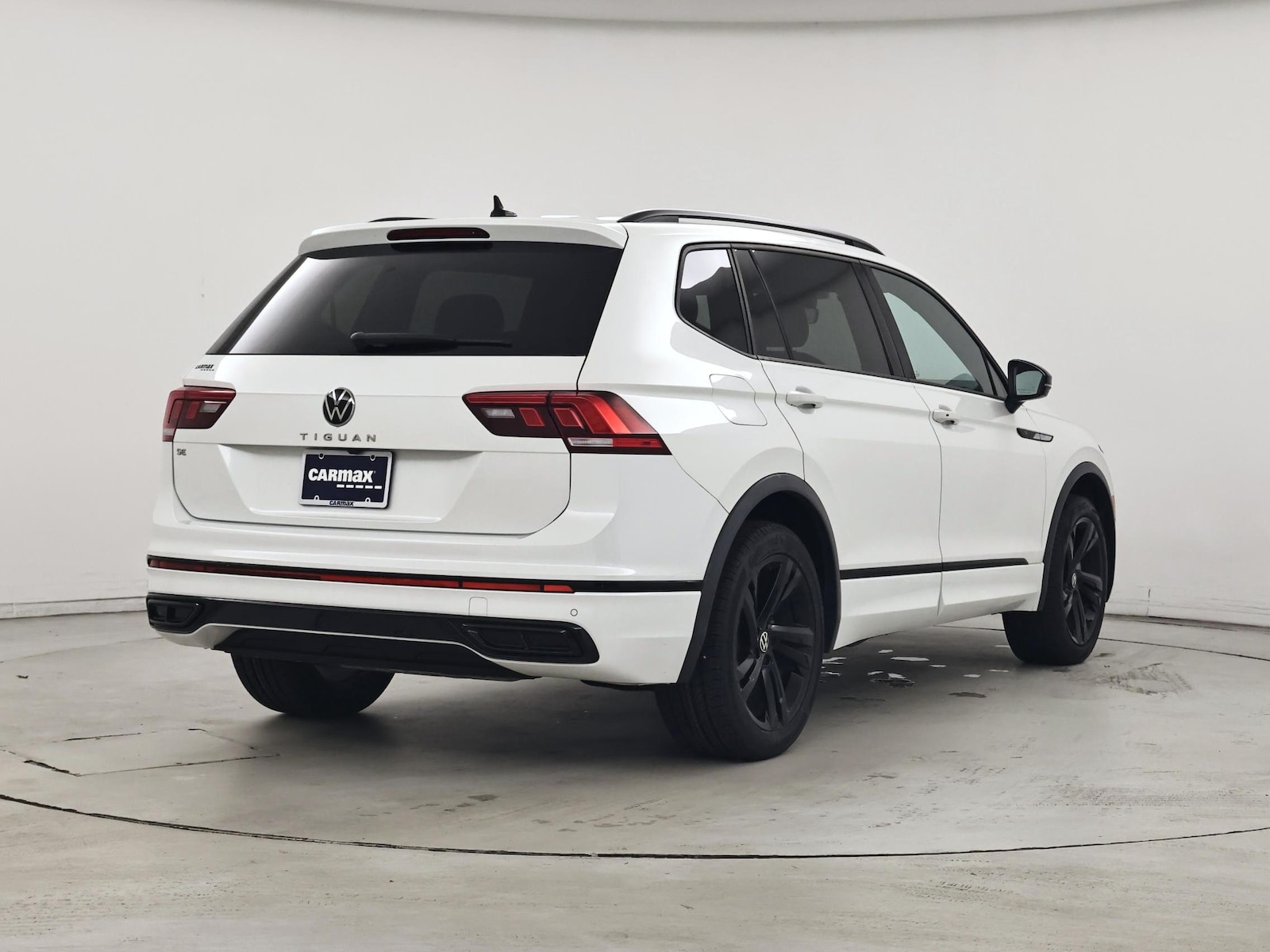 2023 Volkswagen Tiguan SE R-LINE BLACK - Photo 9