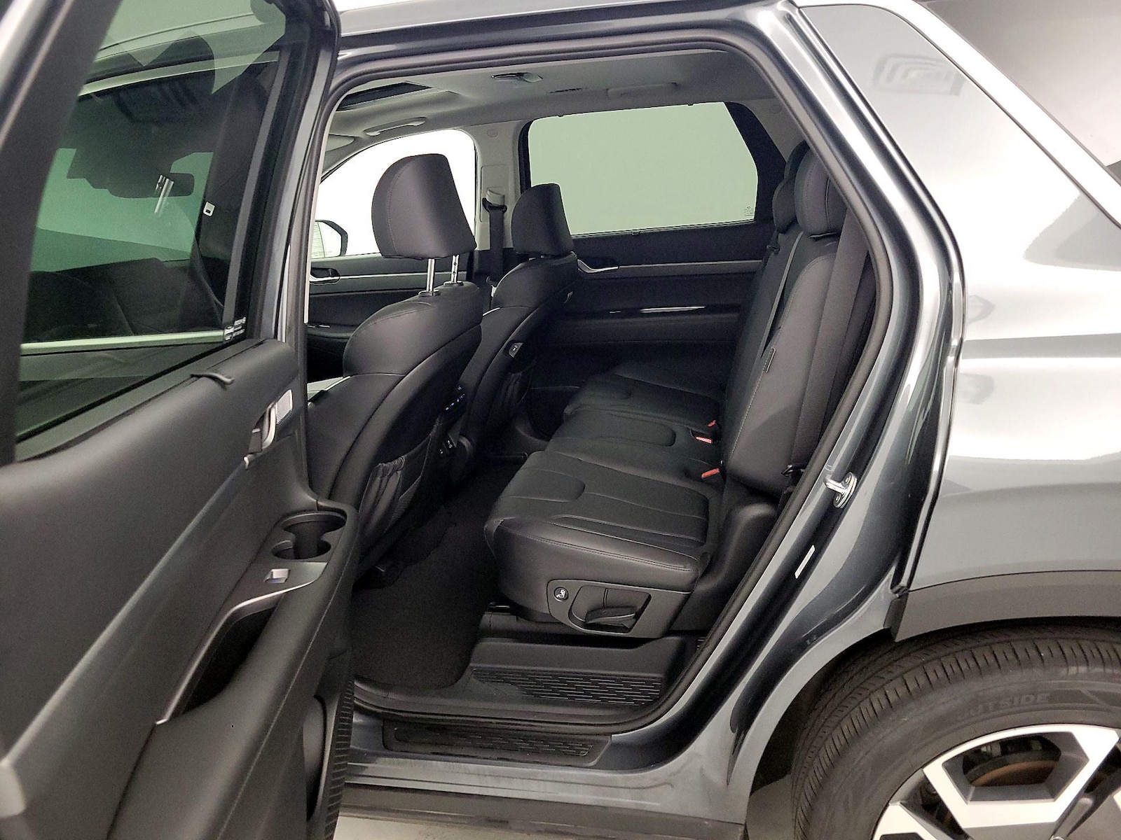 Rear Air Conditioning