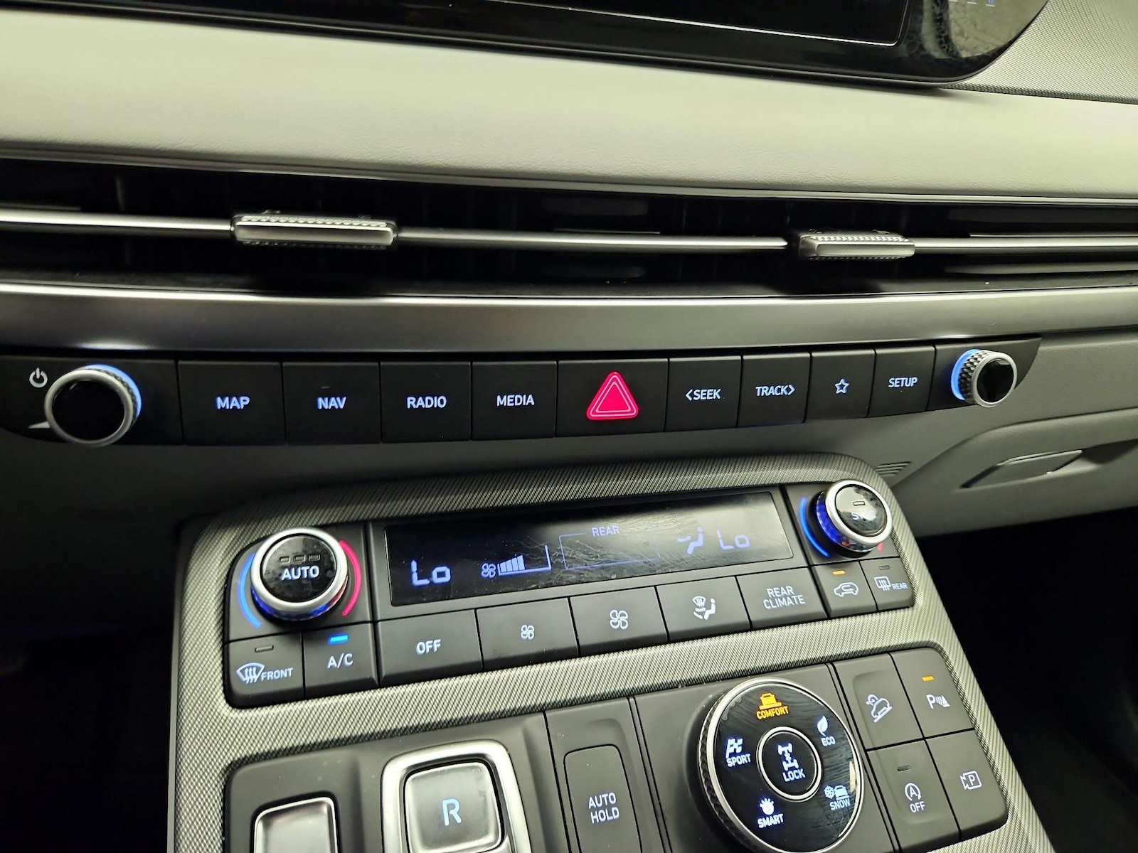 2024 Hyundai Palisade SEL - Photo 16