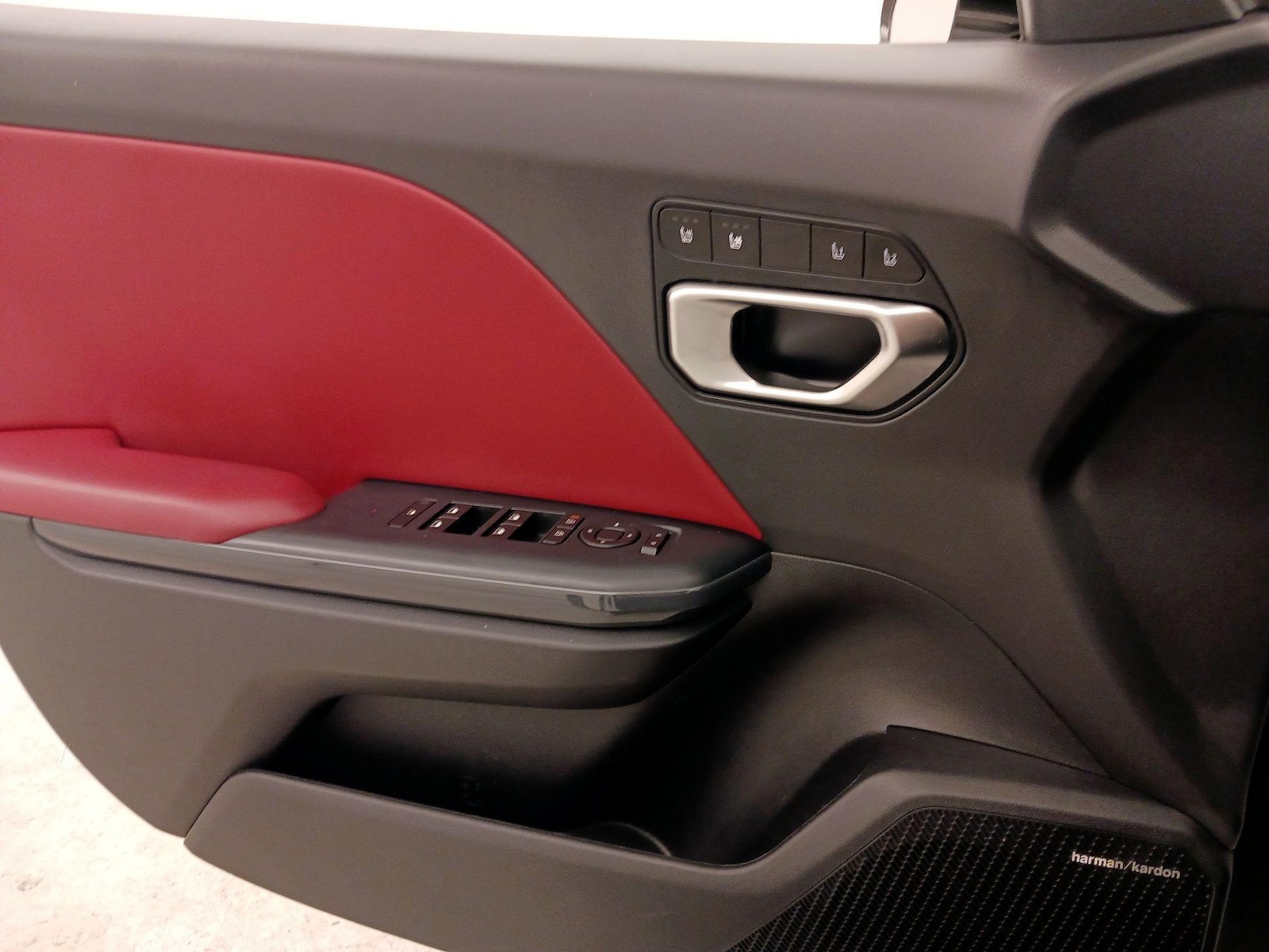 2025 Kia K4 GT-Line - Photo 13