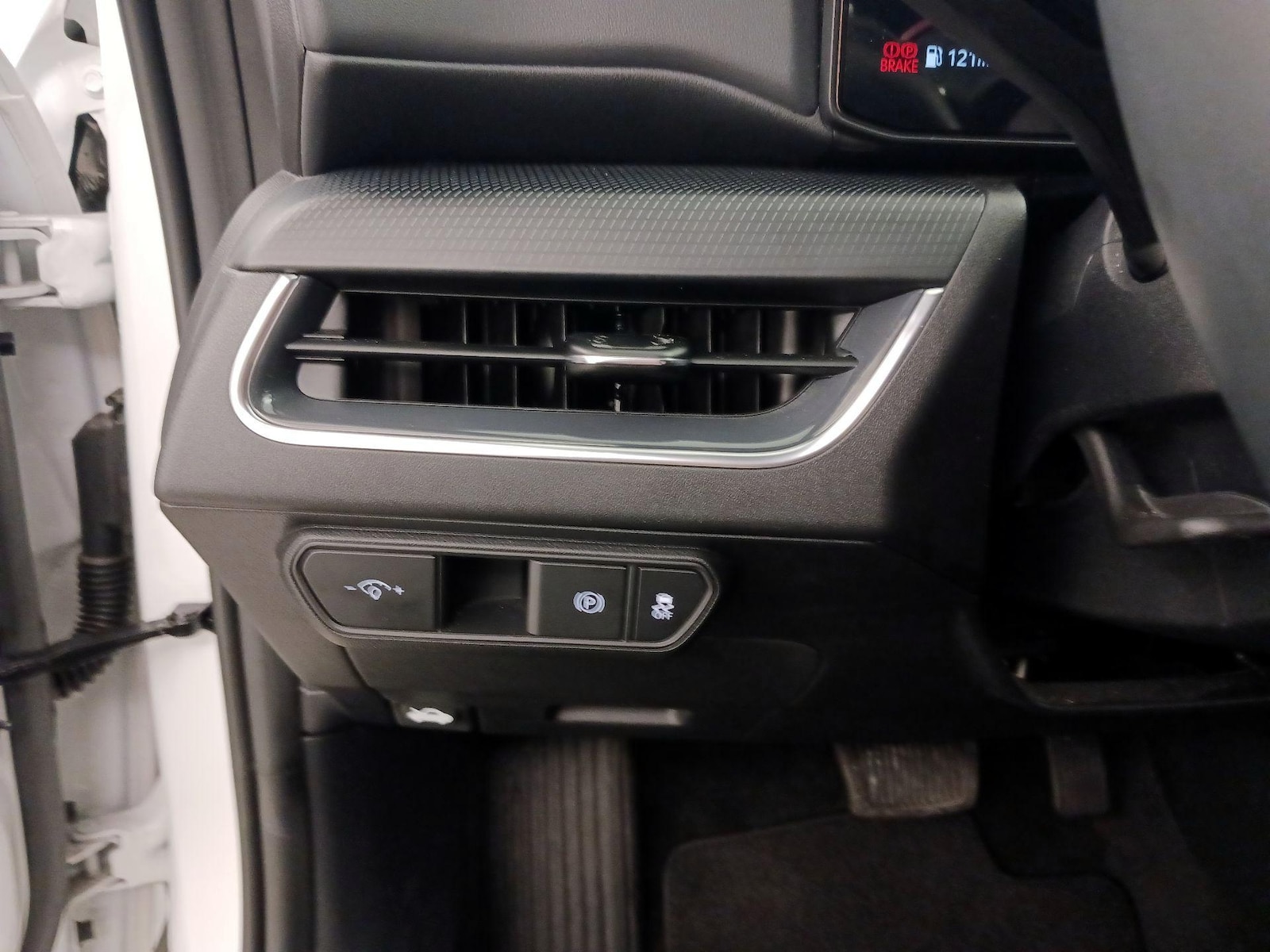 2025 Kia K4 GT-Line - Photo 14