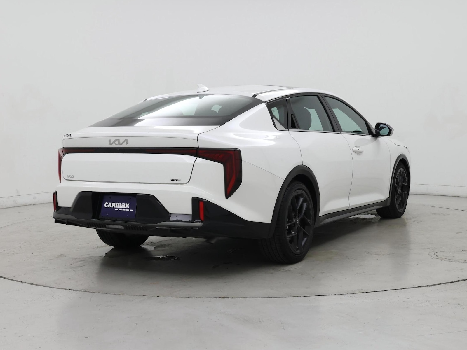 2025 Kia K4 GT-Line - Photo 9