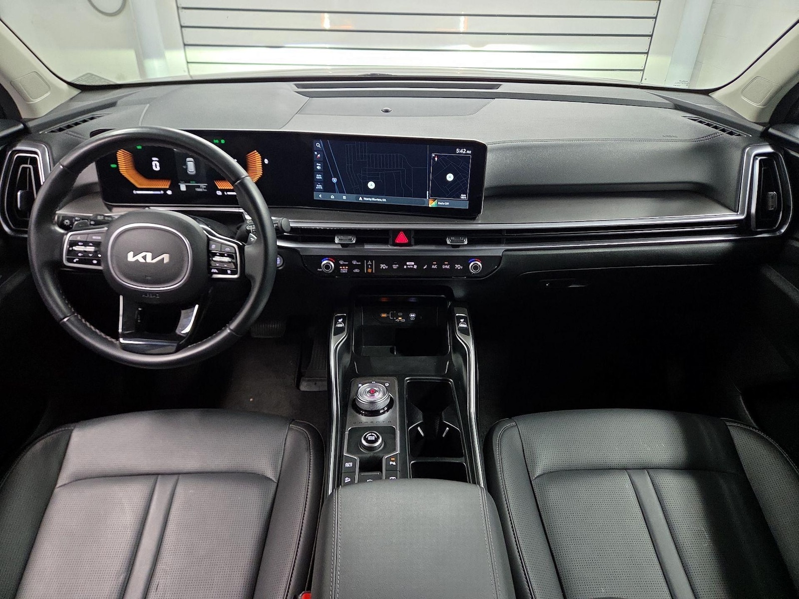 Apple CarPlay® & Android Auto™