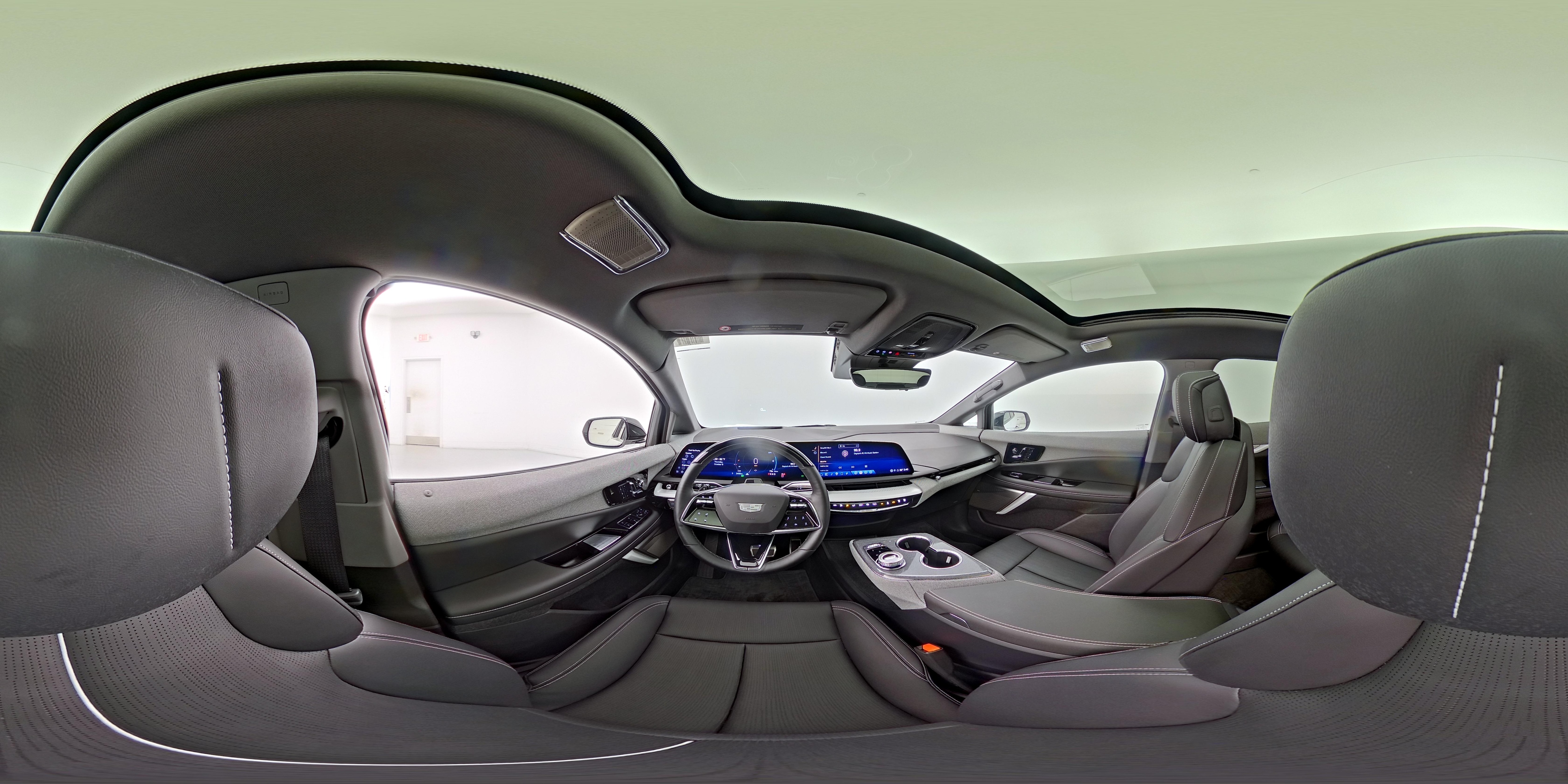 2025 Cadillac OPTIQ Luxury 2 - Photo 28