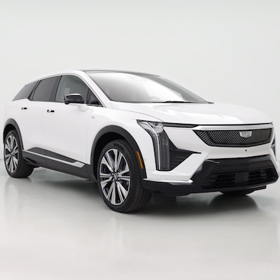 2025 Cadillac OPTIQ Luxury 2