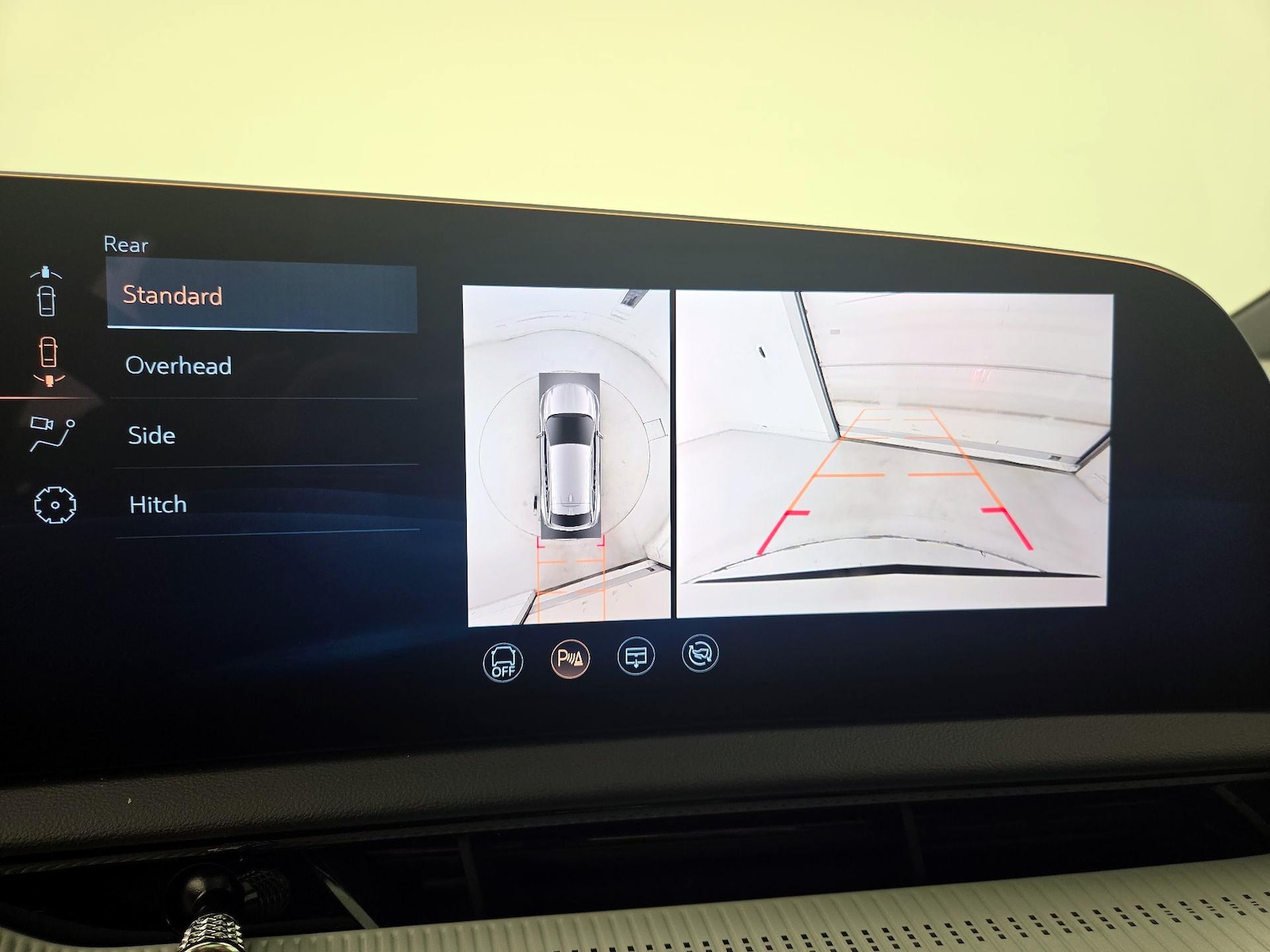2025 Cadillac OPTIQ Luxury 2 - Photo 15