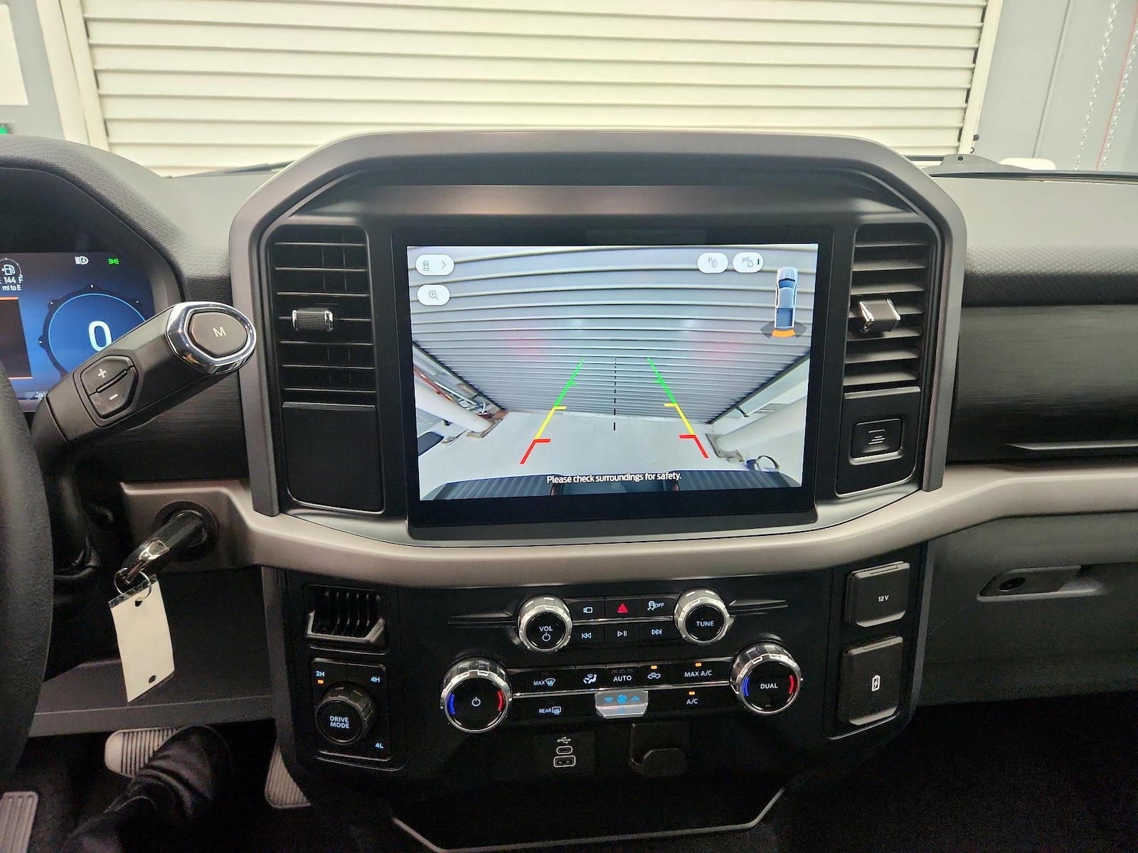 2025 Ford F-150 XLT - Photo 15