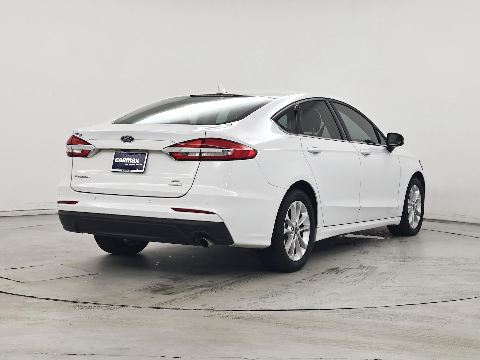 2020 Ford Fusion SE - Photo 9