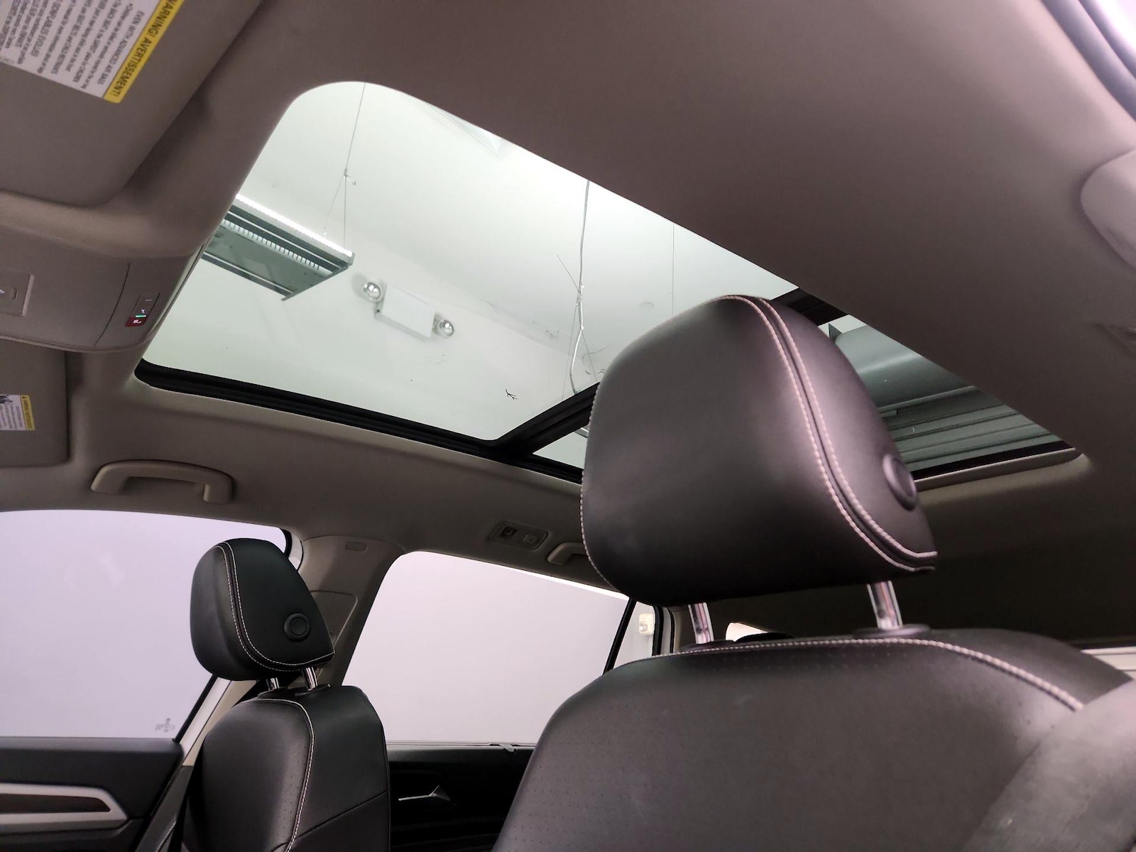 2023 Volkswagen Atlas SE w/Tech - Photo 20