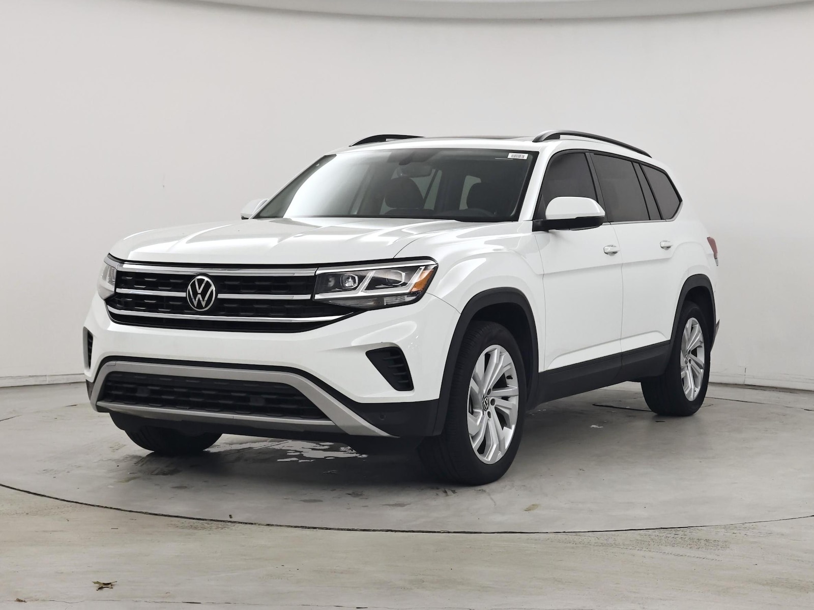 2023 Volkswagen Atlas SE w/Tech - Photo 5