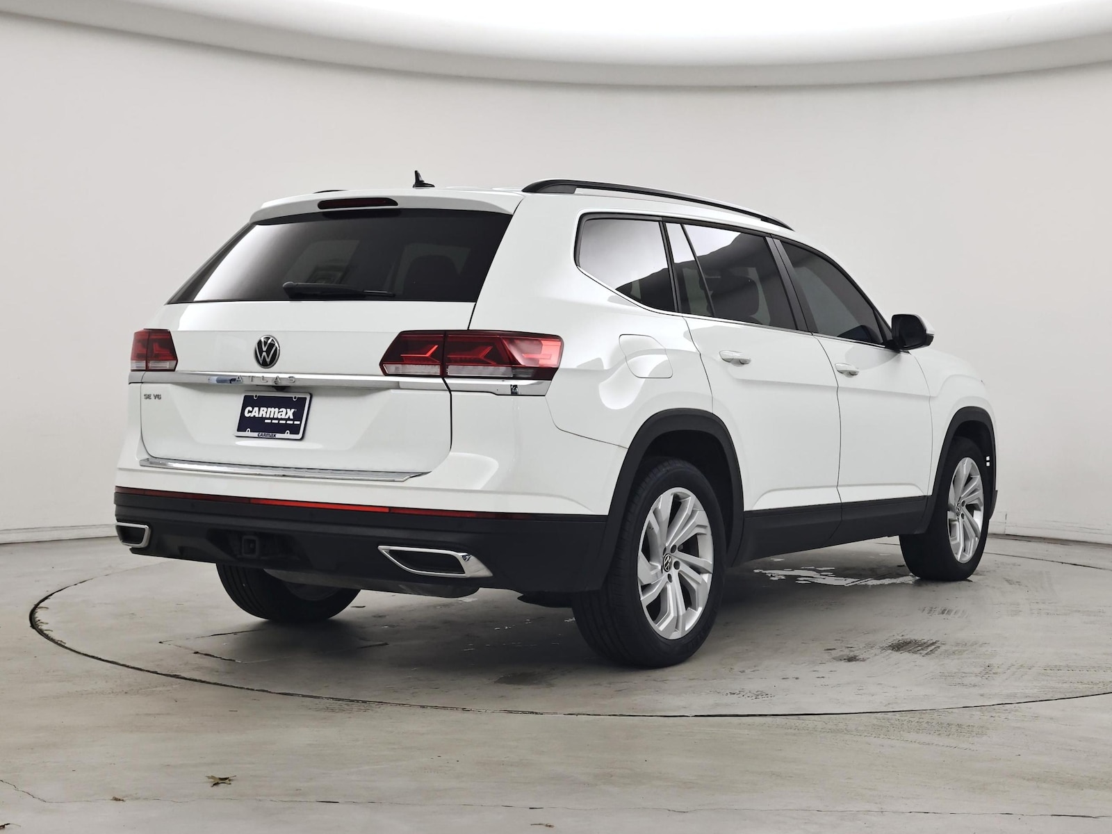 2023 Volkswagen Atlas SE w/Tech - Photo 9