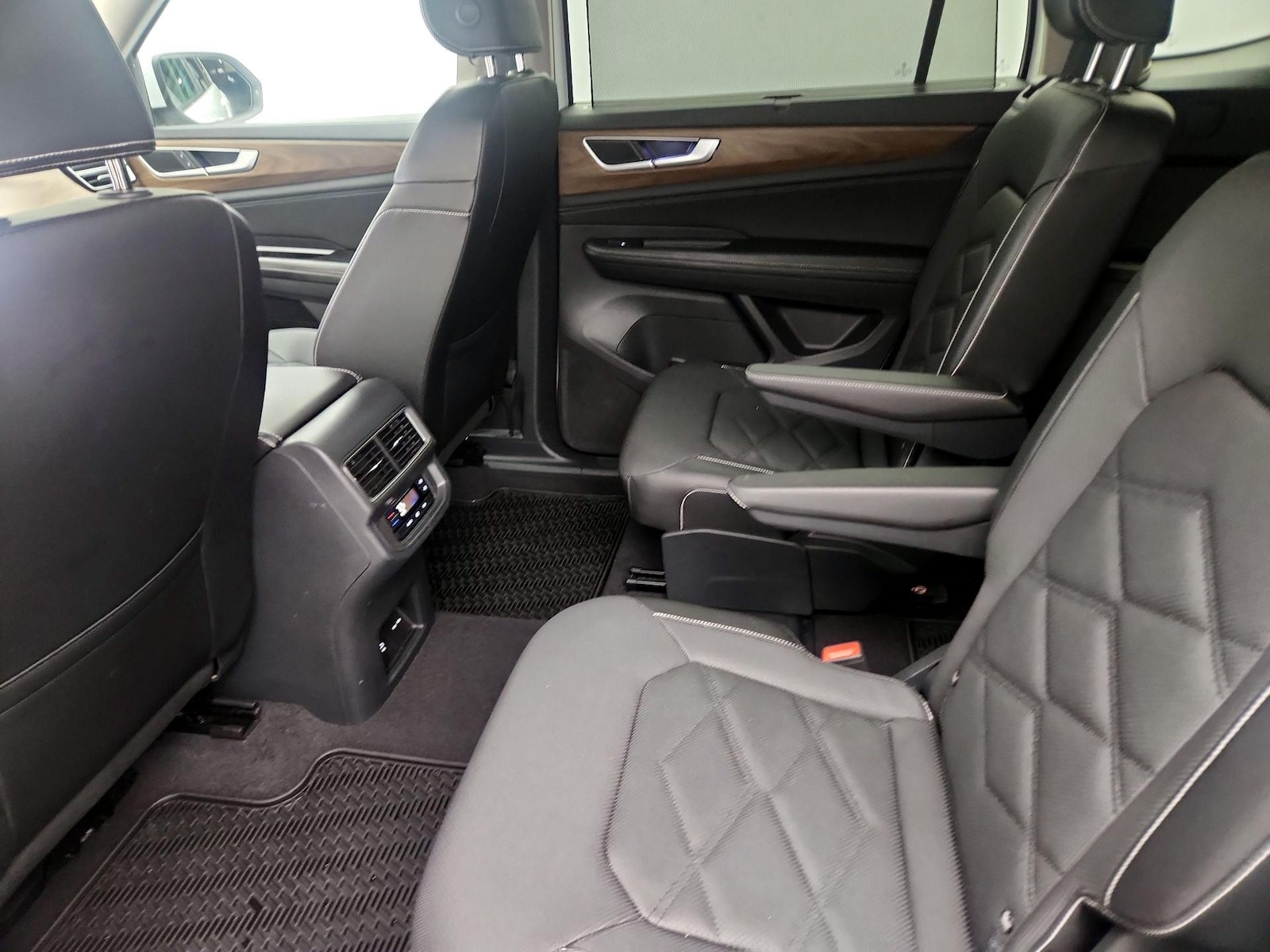 Rear Air Conditioning