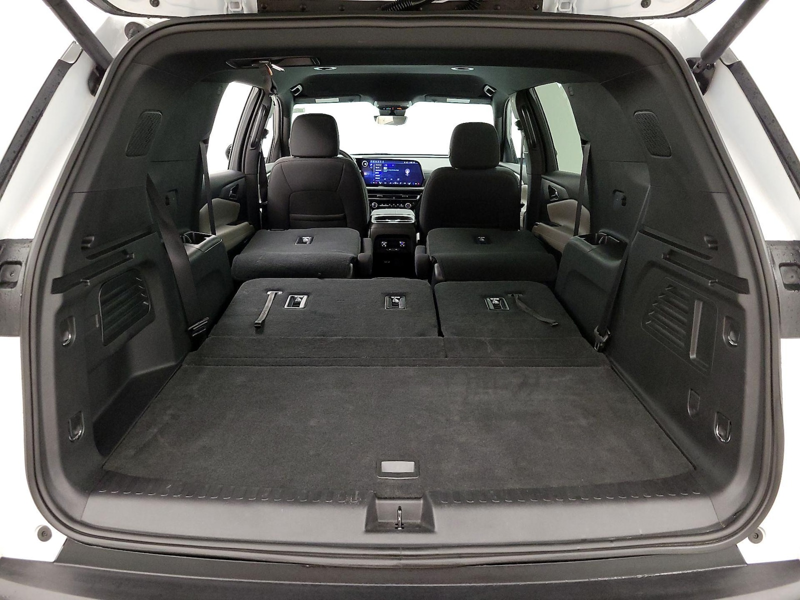 2026 Chevrolet Traverse LT - Photo 23