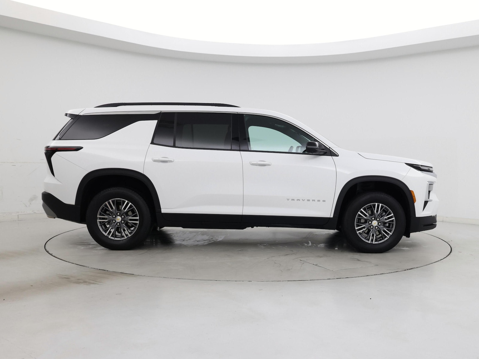 2026 Chevrolet Traverse LT - Photo 8