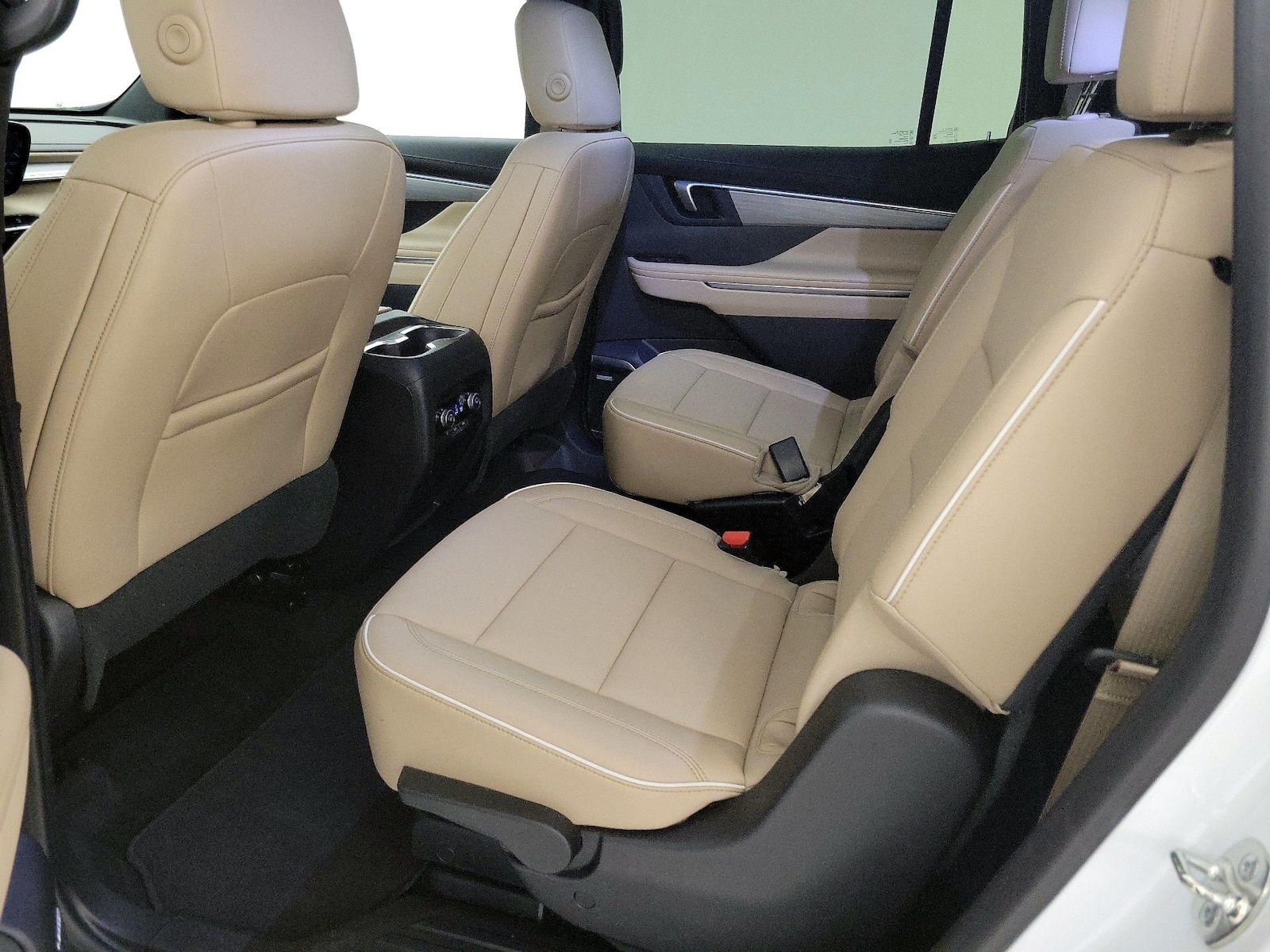 Rear Air Conditioning