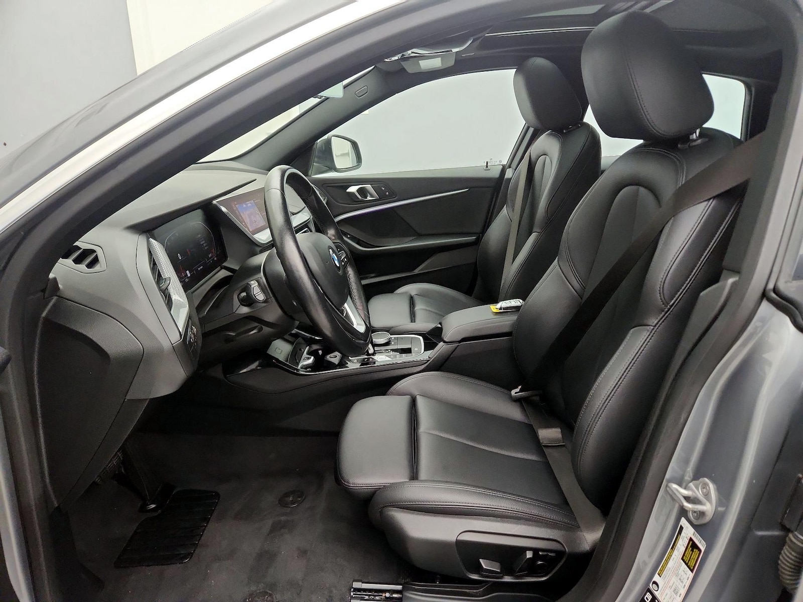 Power Seat(s) & Side Airbags