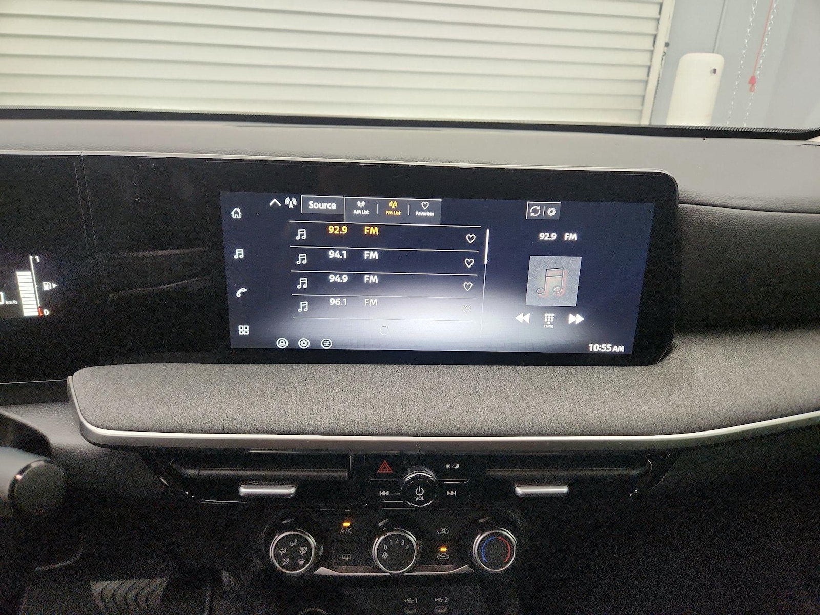 2026 Nissan KICKS S - Photo 16