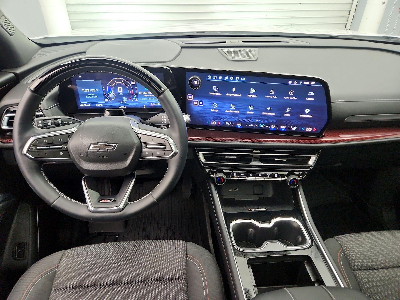 Apple CarPlay® & Android Auto™