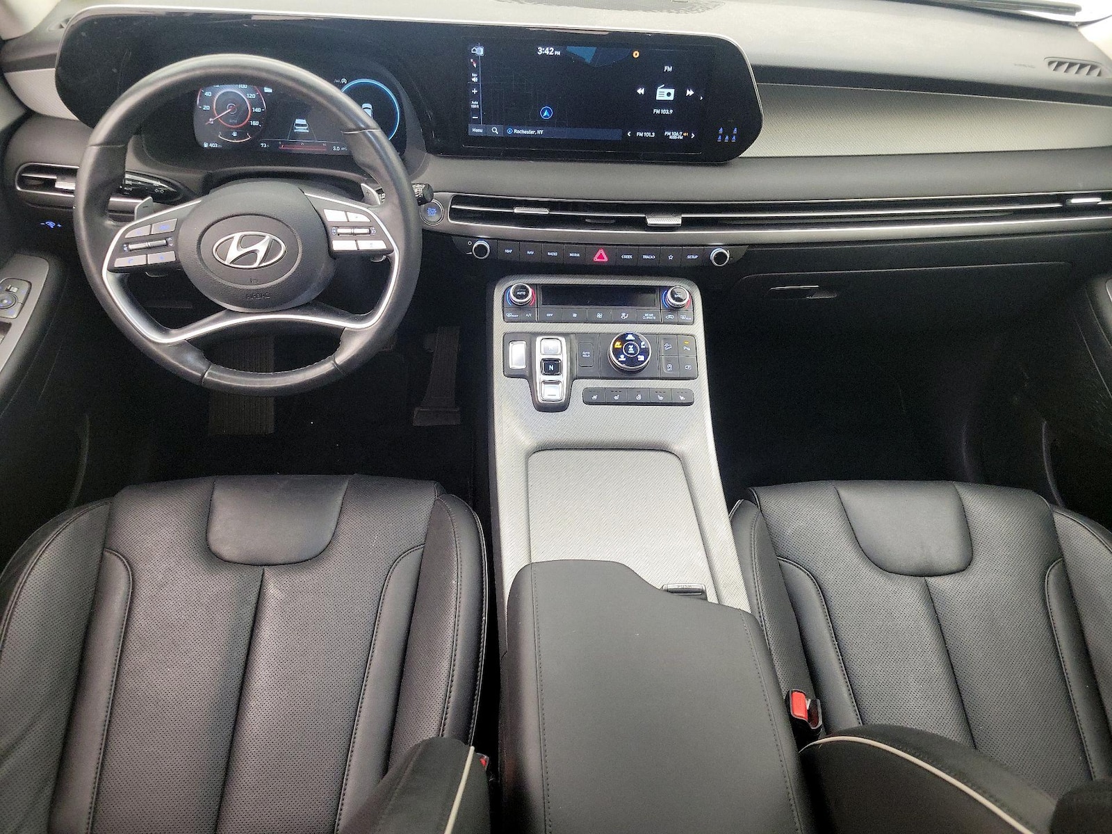 Apple CarPlay® & Android Auto™