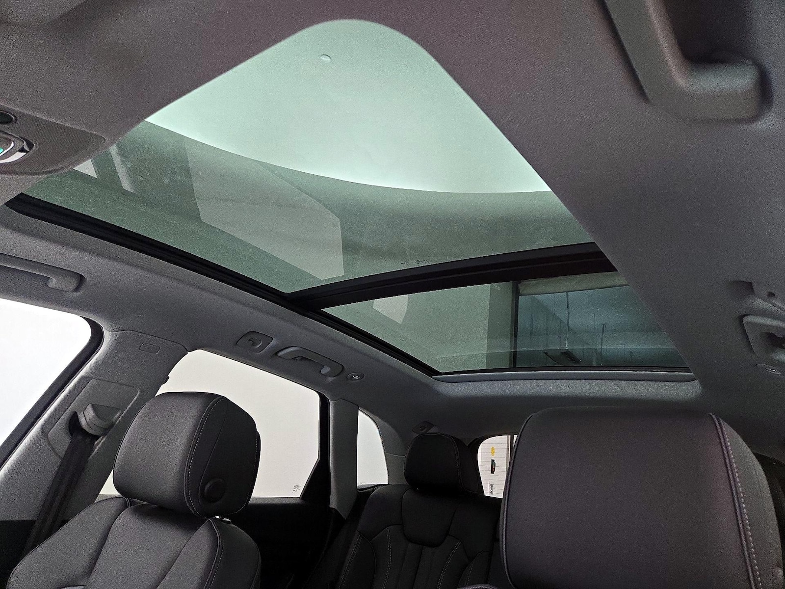 Panoramic Sunroof
