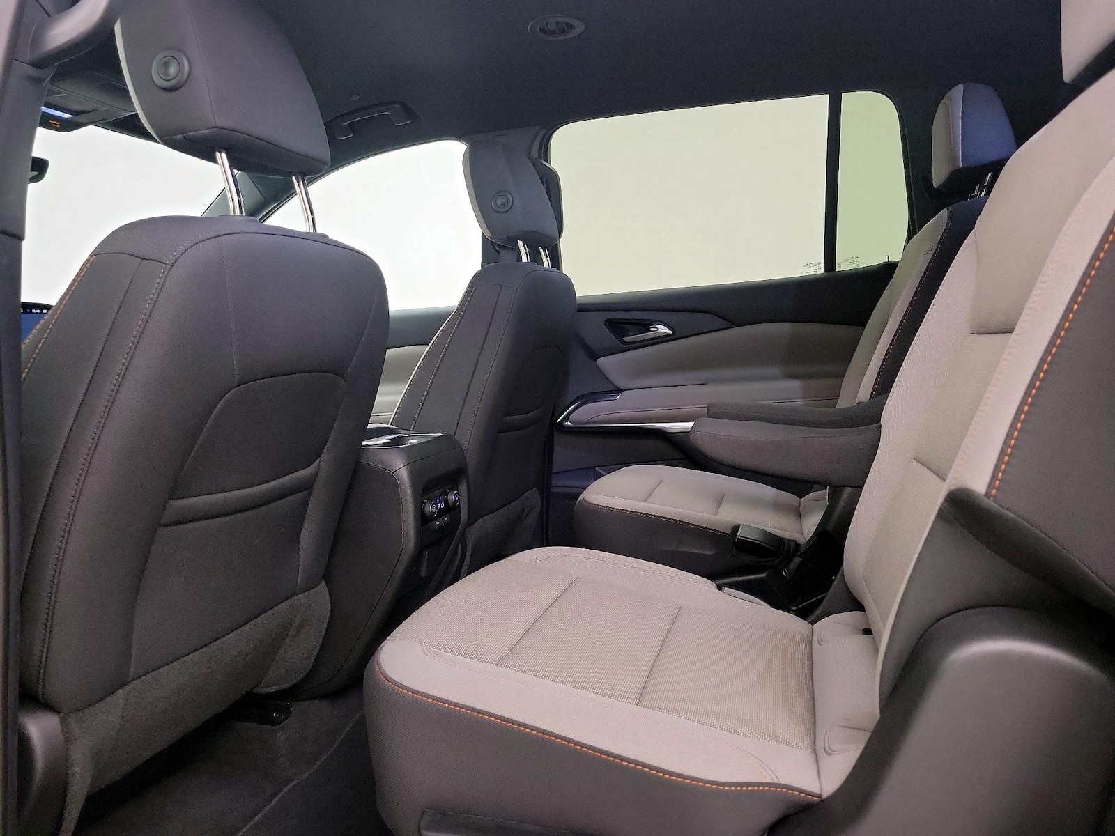 2026 Chevrolet Traverse LT - Photo 21