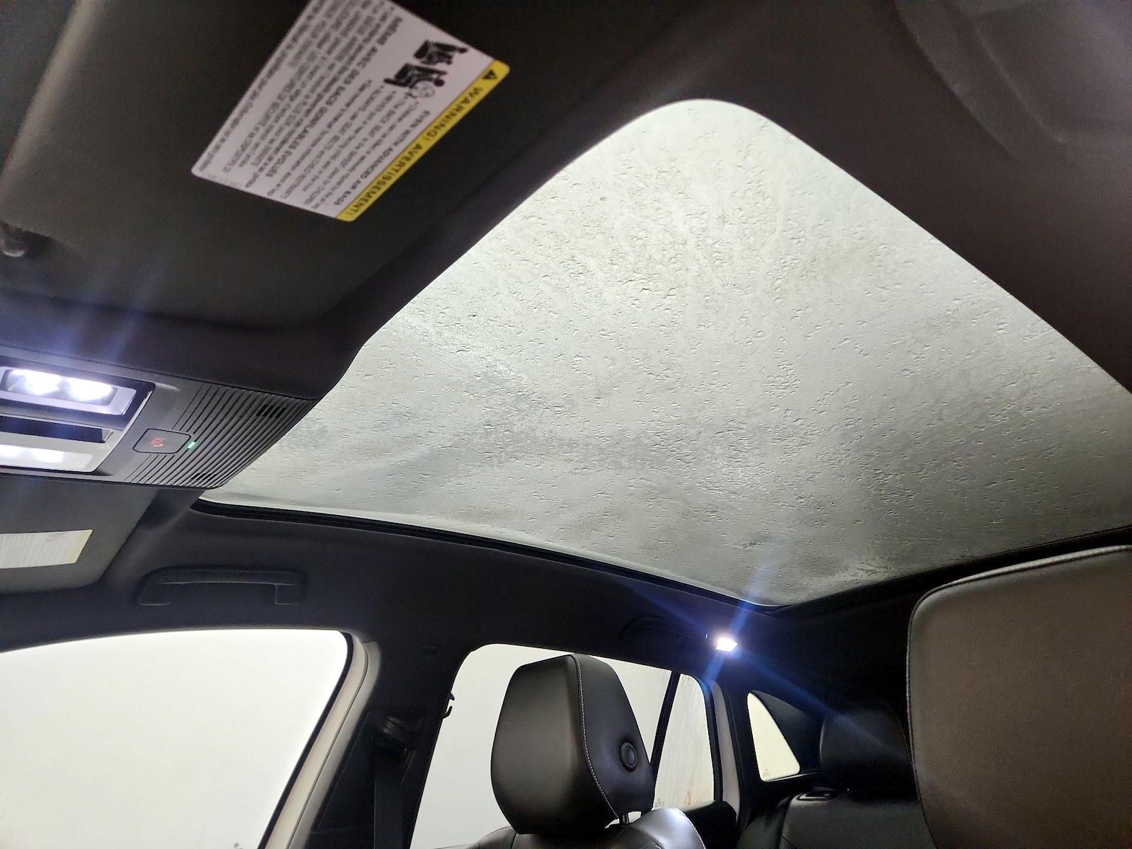 Skylight(s) & Overhead Airbags