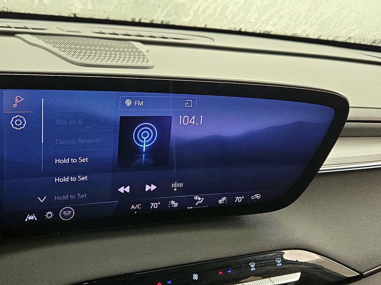 2026 Buick Enclave Preferred - Photo 16
