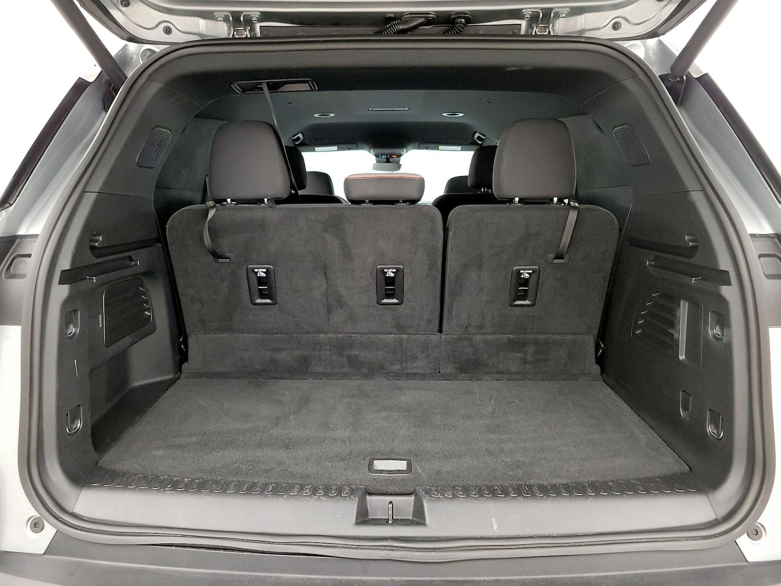 2026 Chevrolet Traverse LT - Photo 23