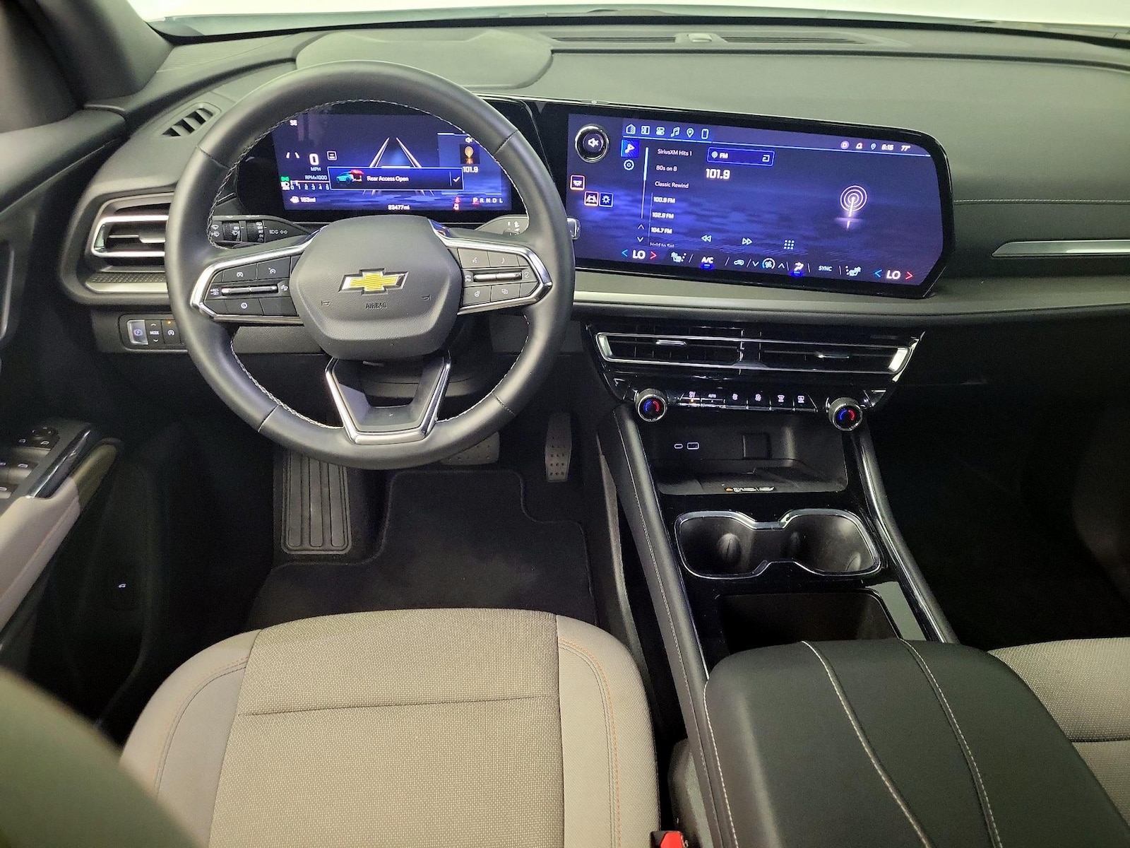 Apple CarPlay® & Android Auto™