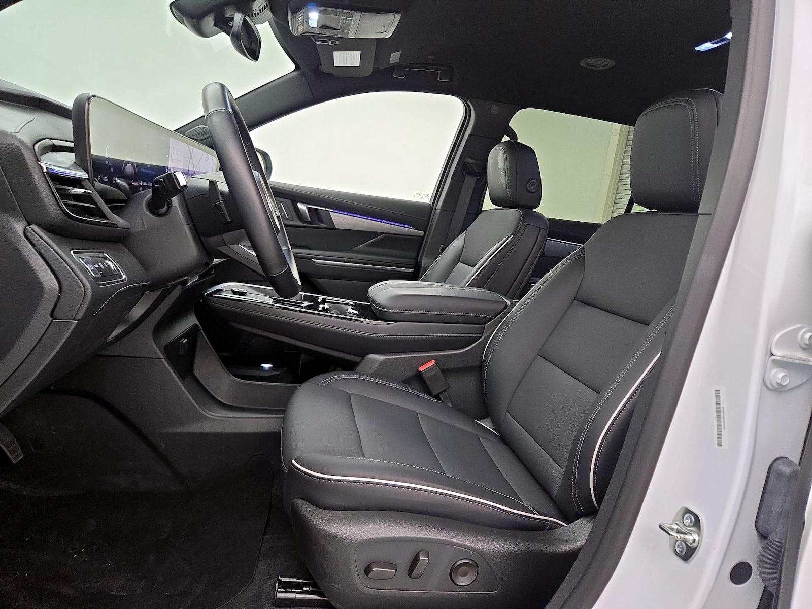 2026 Buick Enclave Preferred - Photo 12