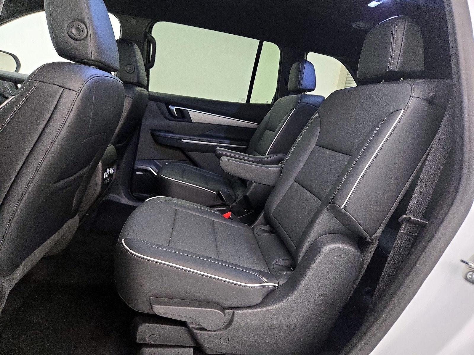 2026 Buick Enclave Preferred - Photo 21