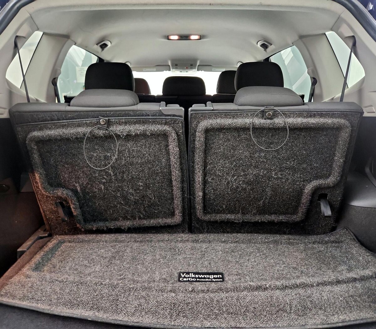 Trunk/Cargo (Seats Up)